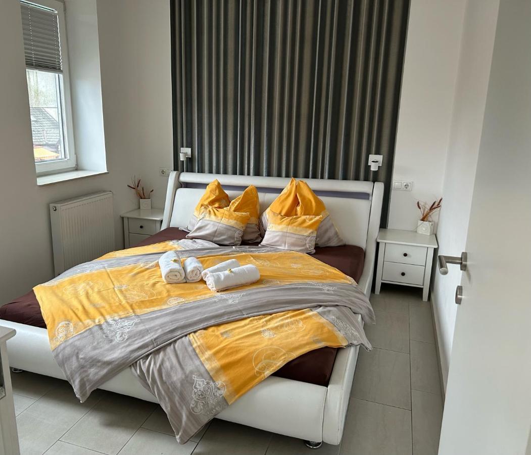 Azur Haz Viola Apartman Sárvár Екстериор снимка